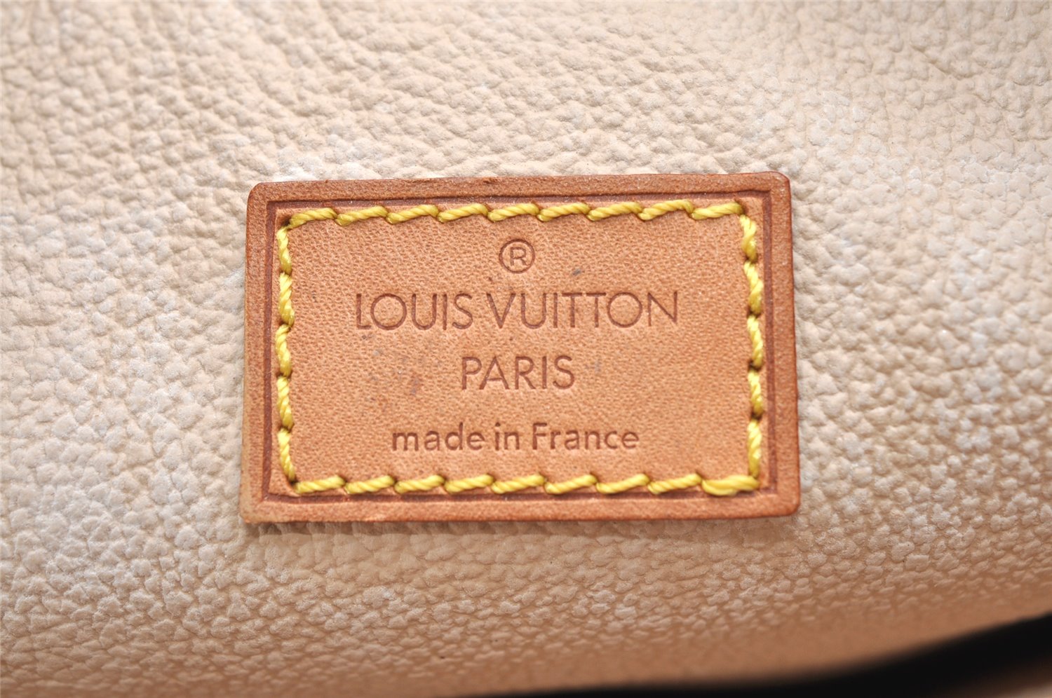 Auth Louis Vuitton Monogram Trousse Toilette 28 Clutch Hand Bag M47522 LV 3768K