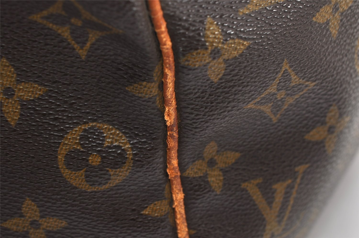 Authentic Louis Vuitton Monogram Keepall 50 Travel Boston Bag M41426 LV 3771K