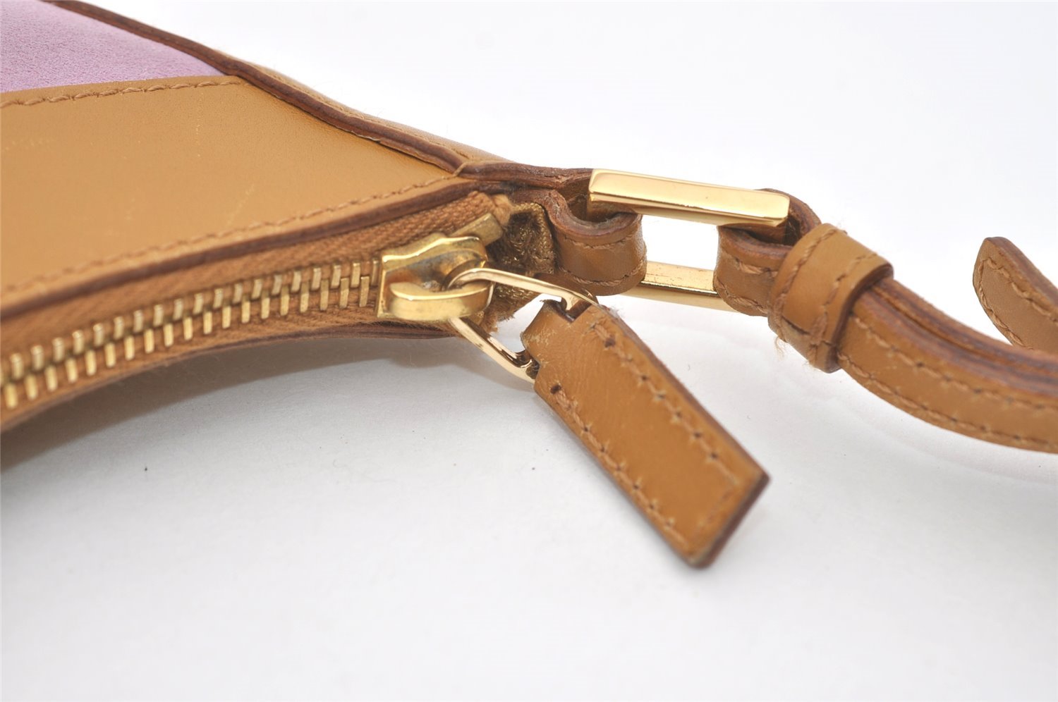 Authentic GUCCI Vintage Shoulder Hand Bag Purse Suede 0014128 Pink 3773J