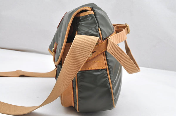 Authentic HUNTING WORLD Shoulder Bag Battue Cloth Nylon Leather Khaki 3774K