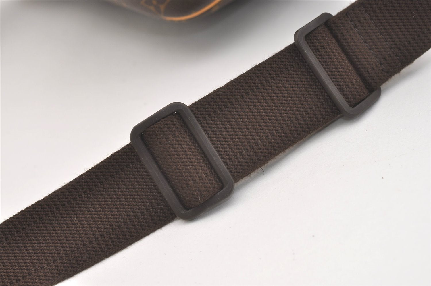 Authentic Louis Vuitton Monogram Reporter GM Shoulder Cross Bag M45252 LV 3775J