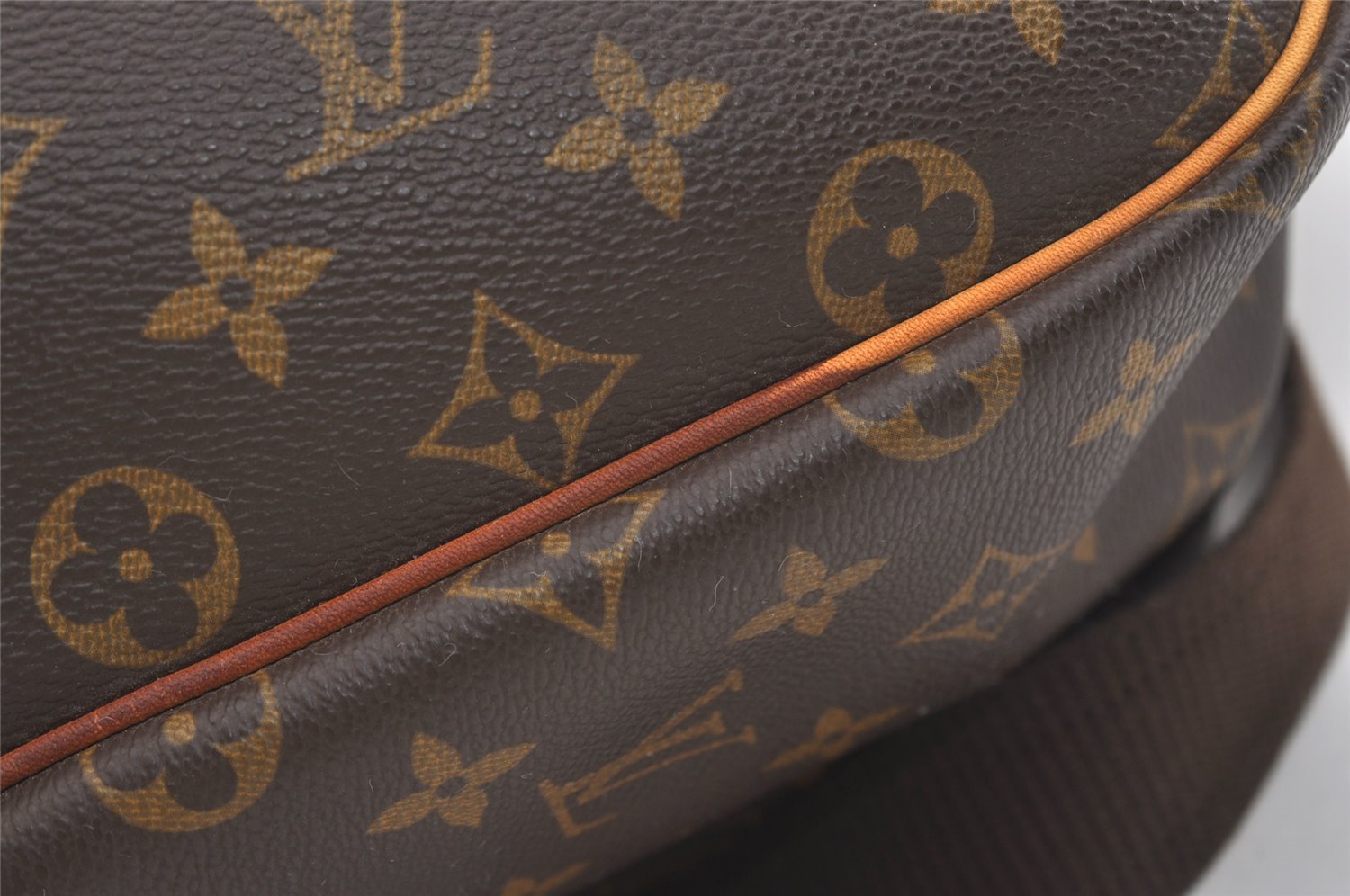 Authentic Louis Vuitton Monogram Reporter GM Shoulder Cross Bag M45252 LV 3775J