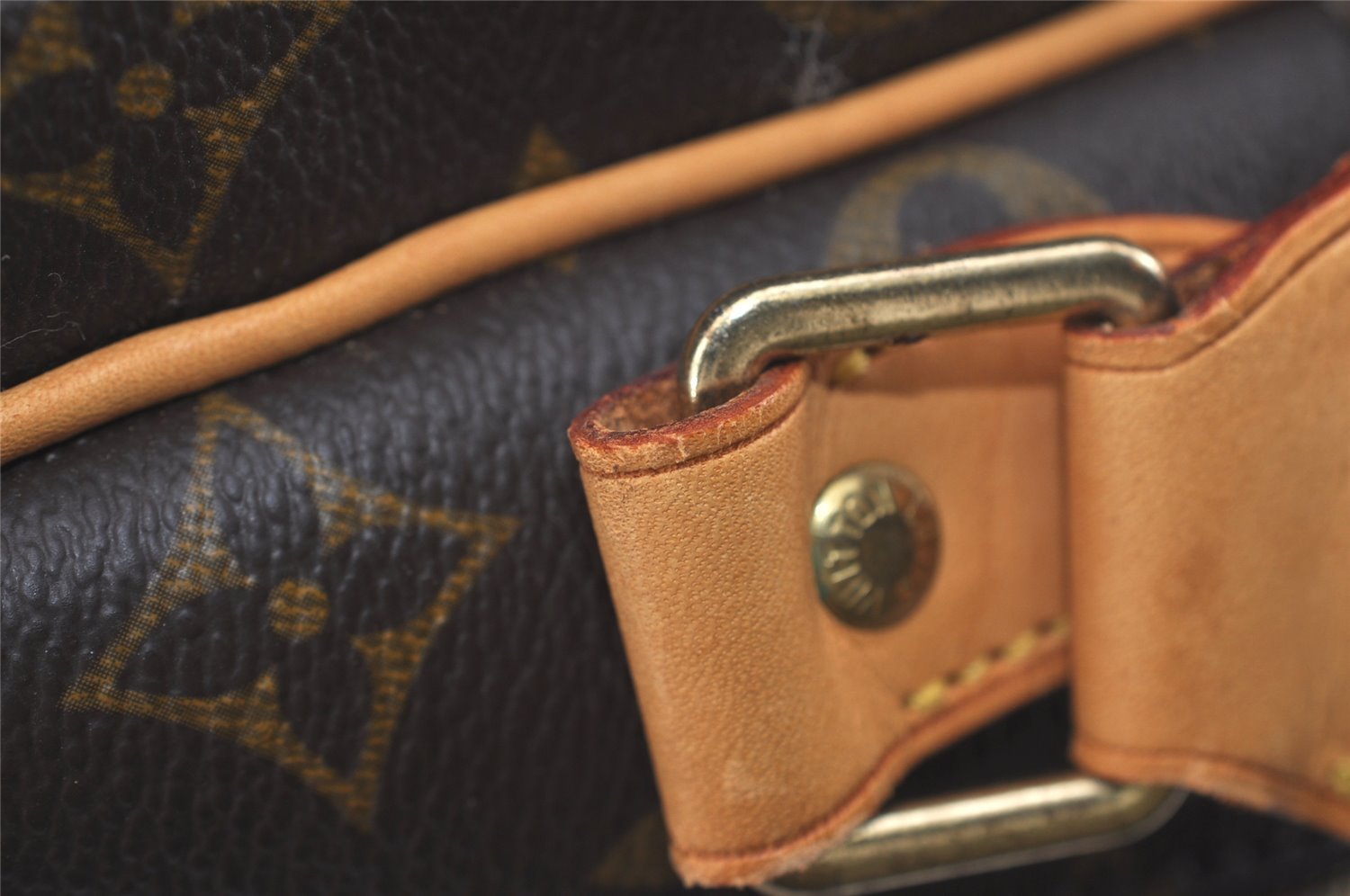 Authentic Louis Vuitton Monogram Reporter GM Shoulder Cross Bag M45252 LV 3775J