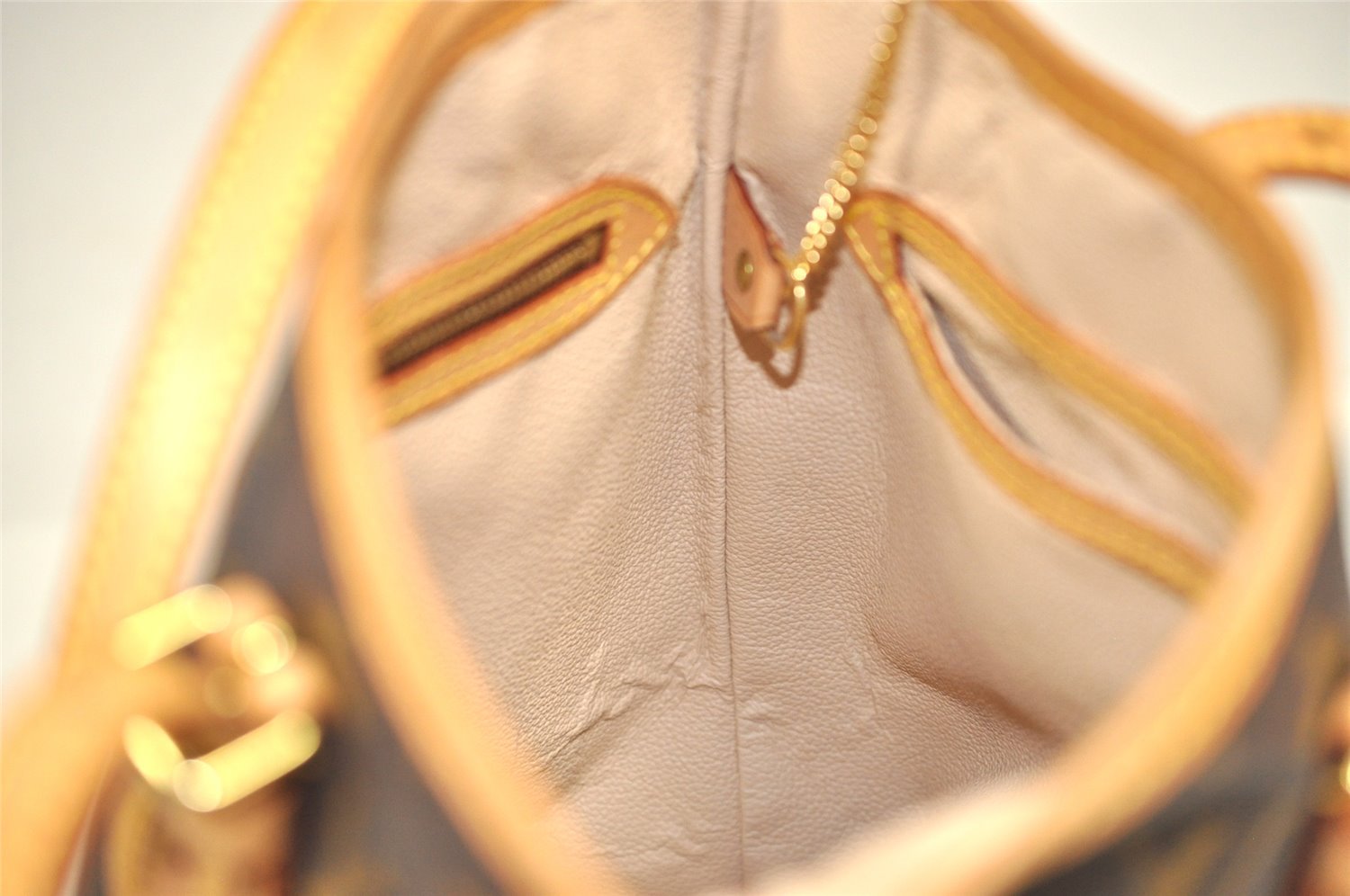 Authentic Louis Vuitton Monogram Bucket PM Shoulder Tote Bag M42238 LV 3776J