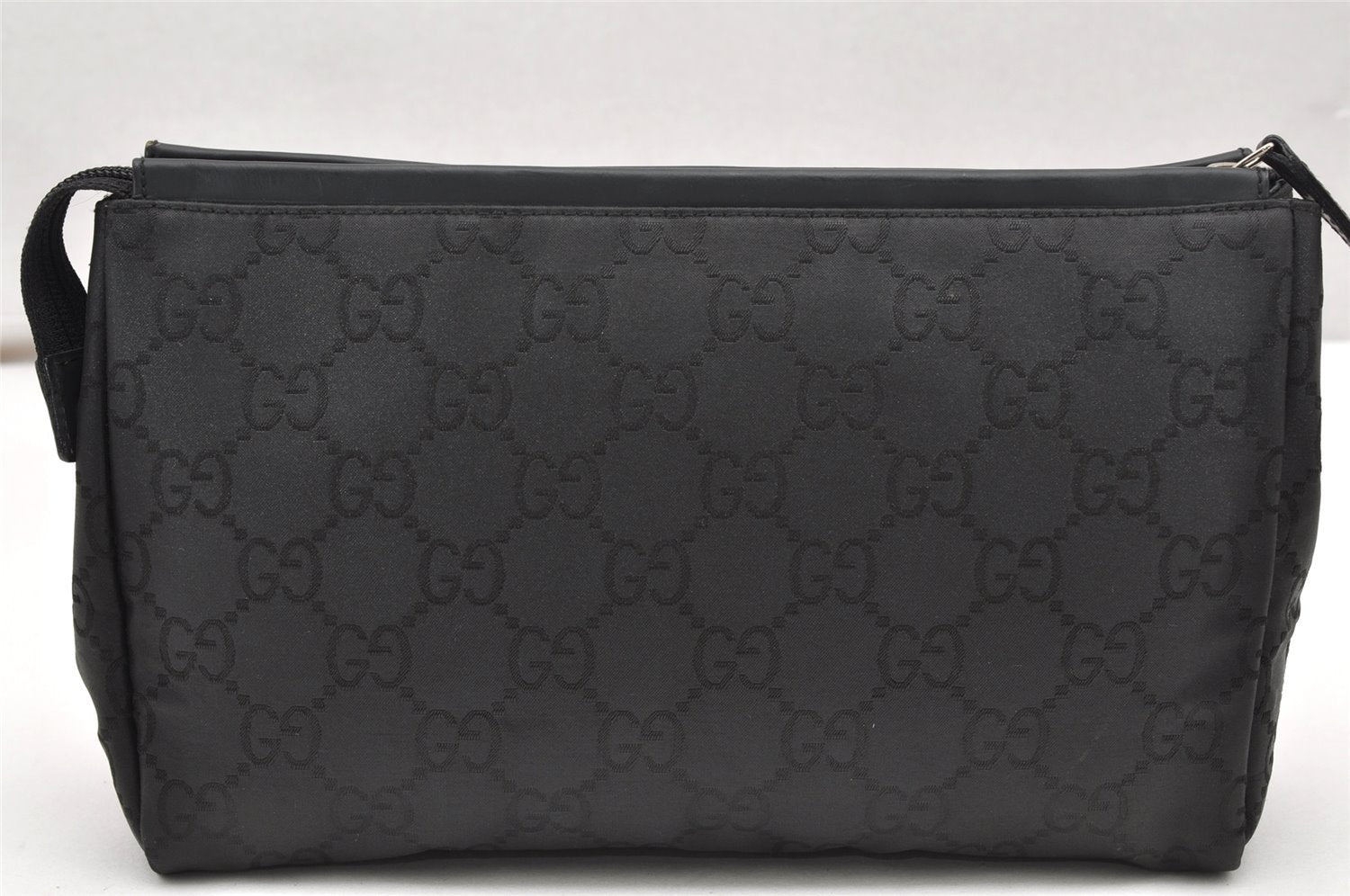 Authentic GUCCI Clutch Hand Bag Purse GG Nylon Leather 0141126 Black Junk 3787K