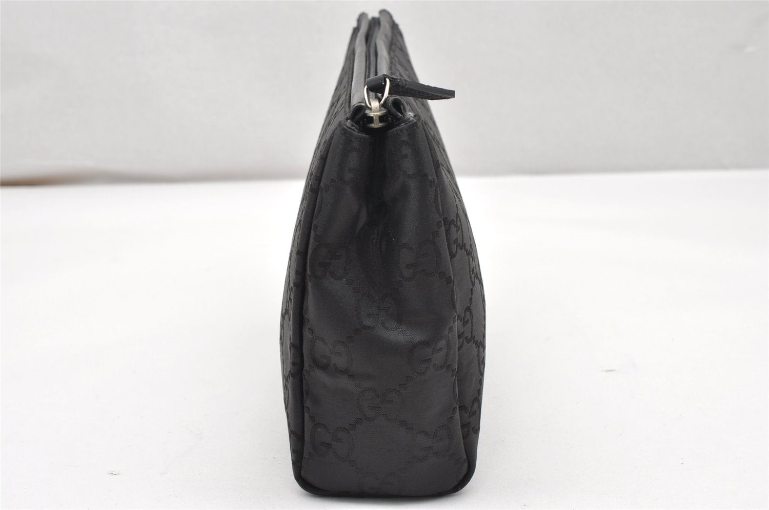 Authentic GUCCI Clutch Hand Bag Purse GG Nylon Leather 0141126 Black Junk 3787K