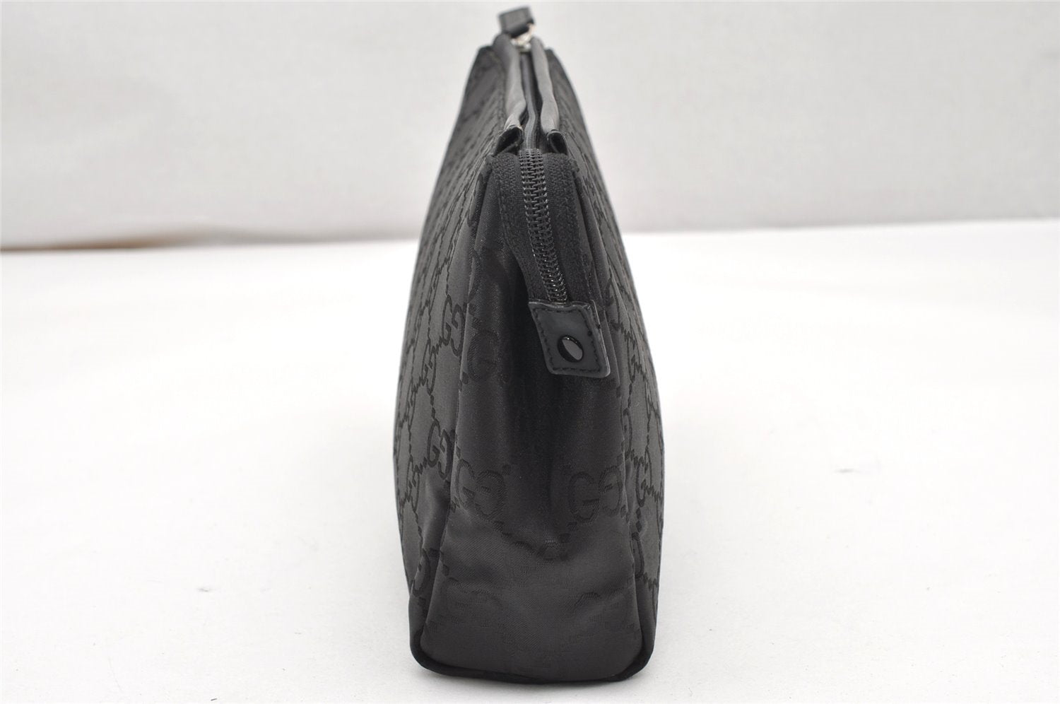 Authentic GUCCI Clutch Hand Bag Purse GG Nylon Leather 0141126 Black Junk 3787K
