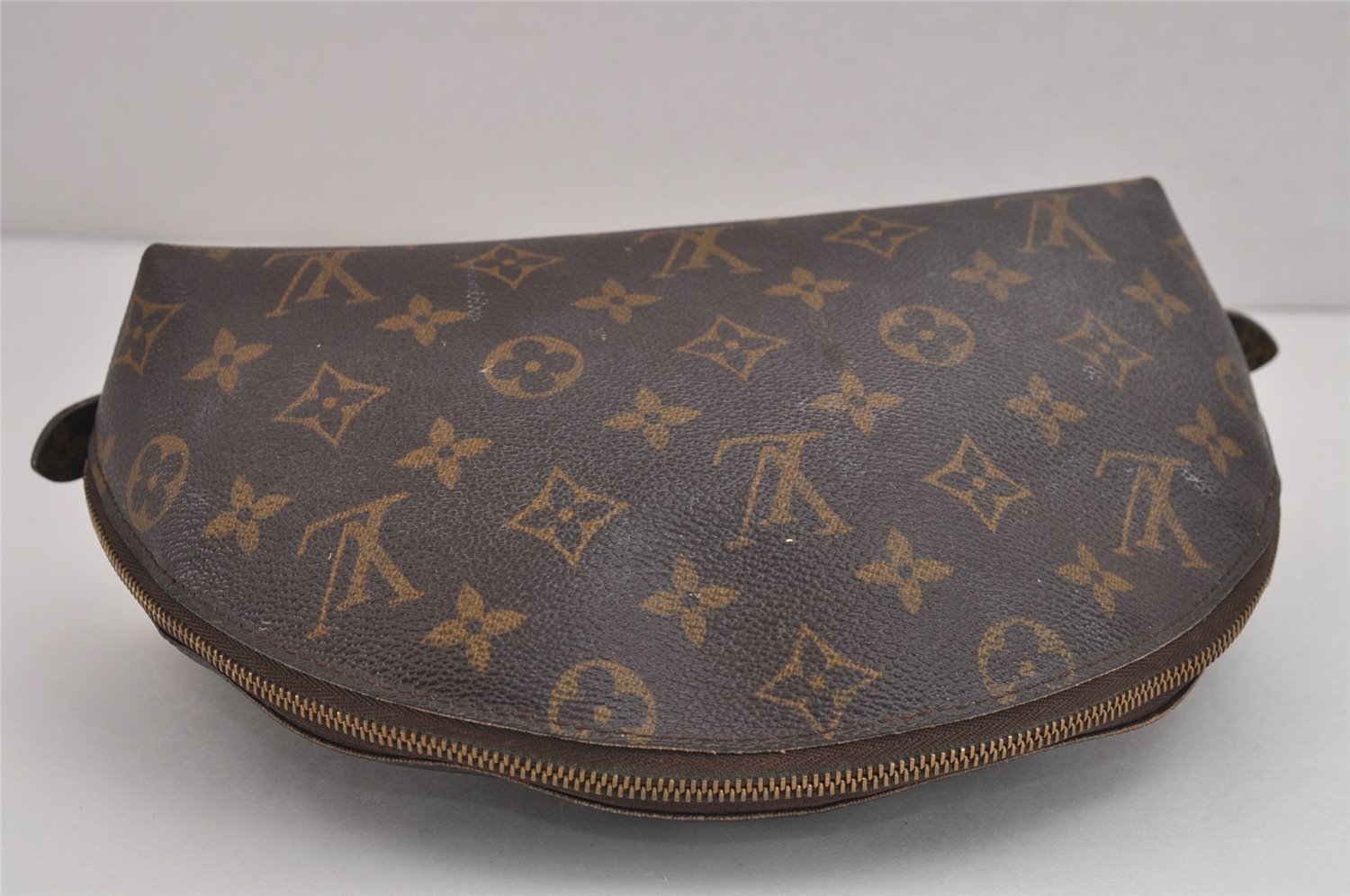 Auth Louis Vuitton Monogram Trousse Demi Ronde 23 Pouch M47520 Junk 3792J