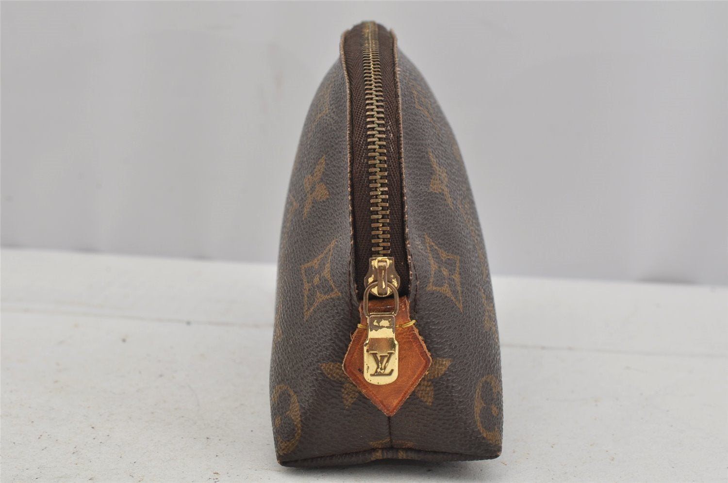 Authentic Louis Vuitton Monogram Pochette Cosmetic Pouch M47515 LV Junk 3793J