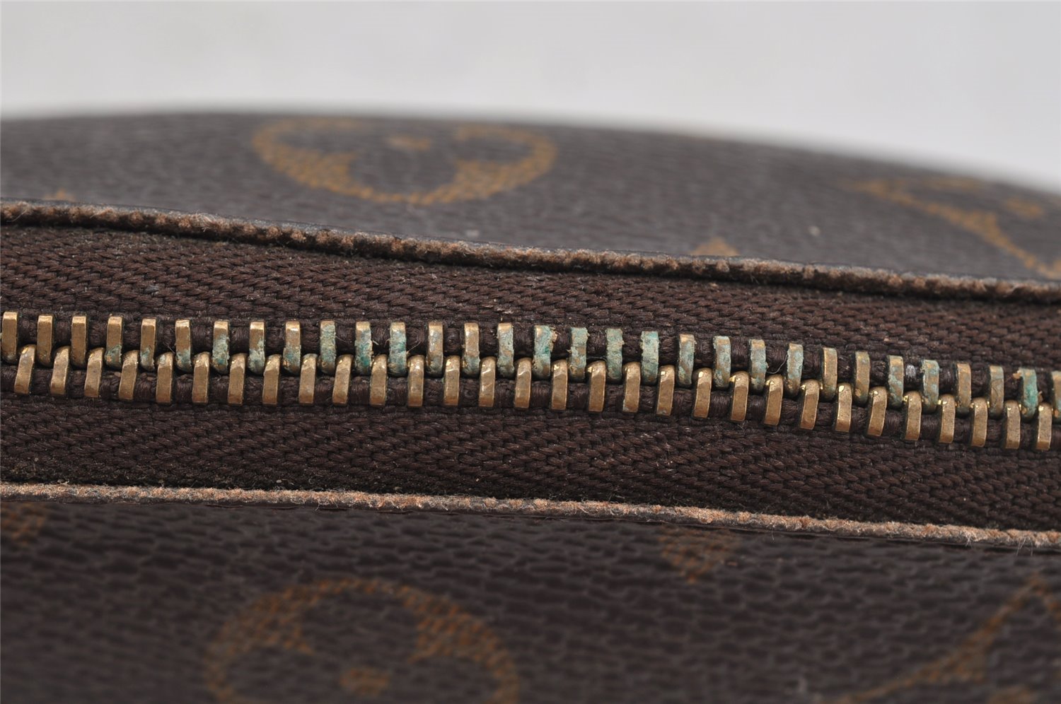 Authentic Louis Vuitton Monogram Pochette Cosmetic Pouch M47515 LV Junk 3793J