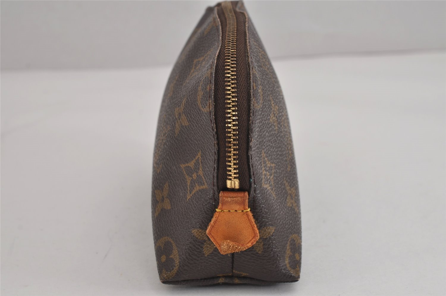 Authentic Louis Vuitton Monogram Pochette Cosmetic Pouch M47515 LV Junk 3795J