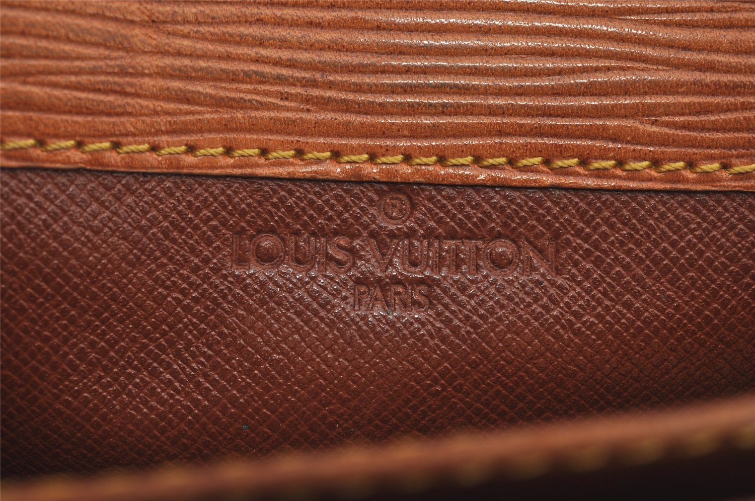 Authentic Louis Vuitton Epi Cartouchiere MM Shoulder Bag Beige M52246 Junk 3796I