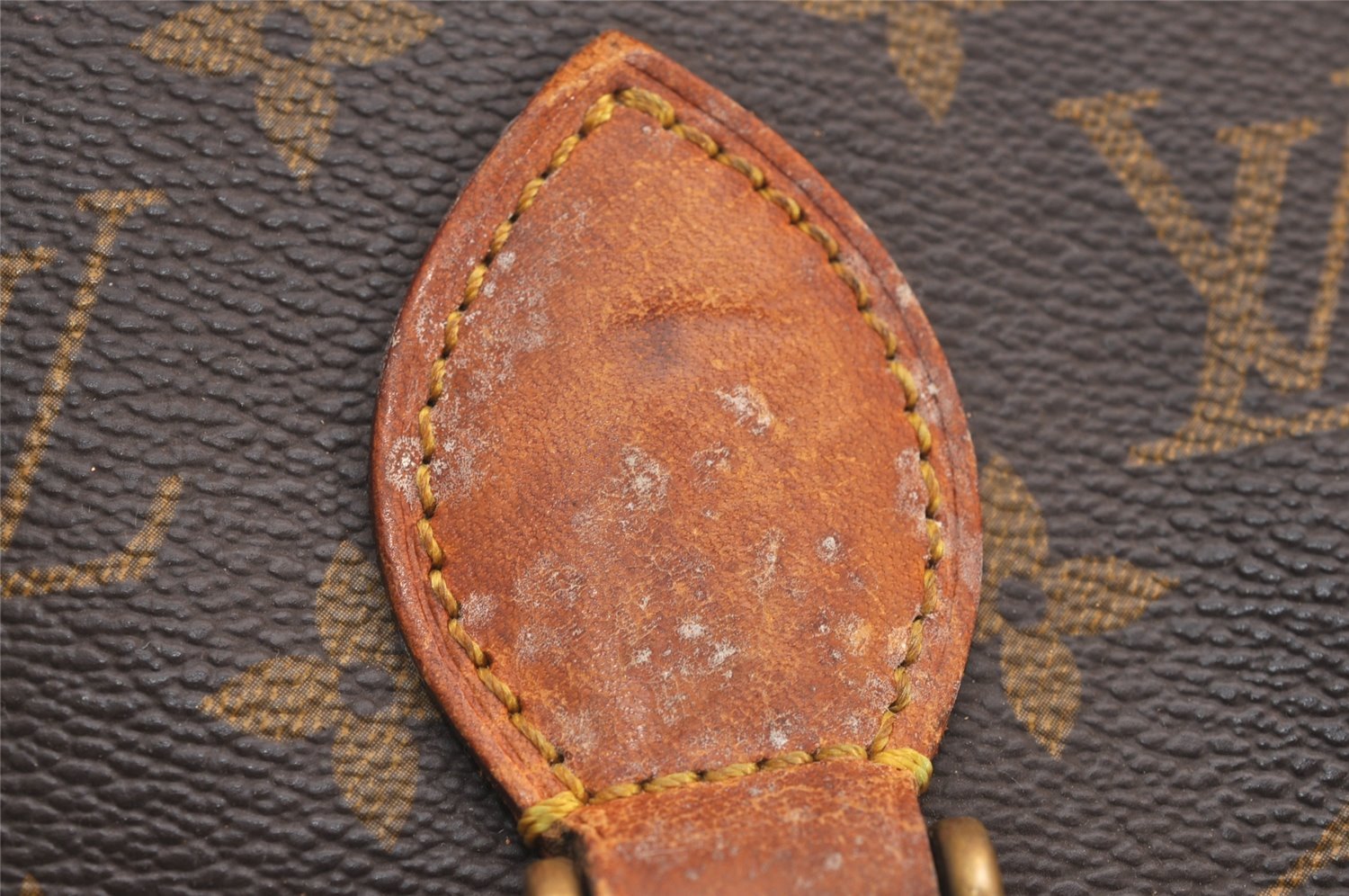 Authentic Louis Vuitton Monogram Saint Cloud MM M51243 Shoulder Bag Junk 3796J