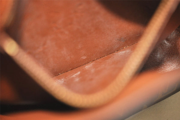 Authentic Louis Vuitton Monogram Saint Cloud MM M51243 Shoulder Bag Junk 3796J