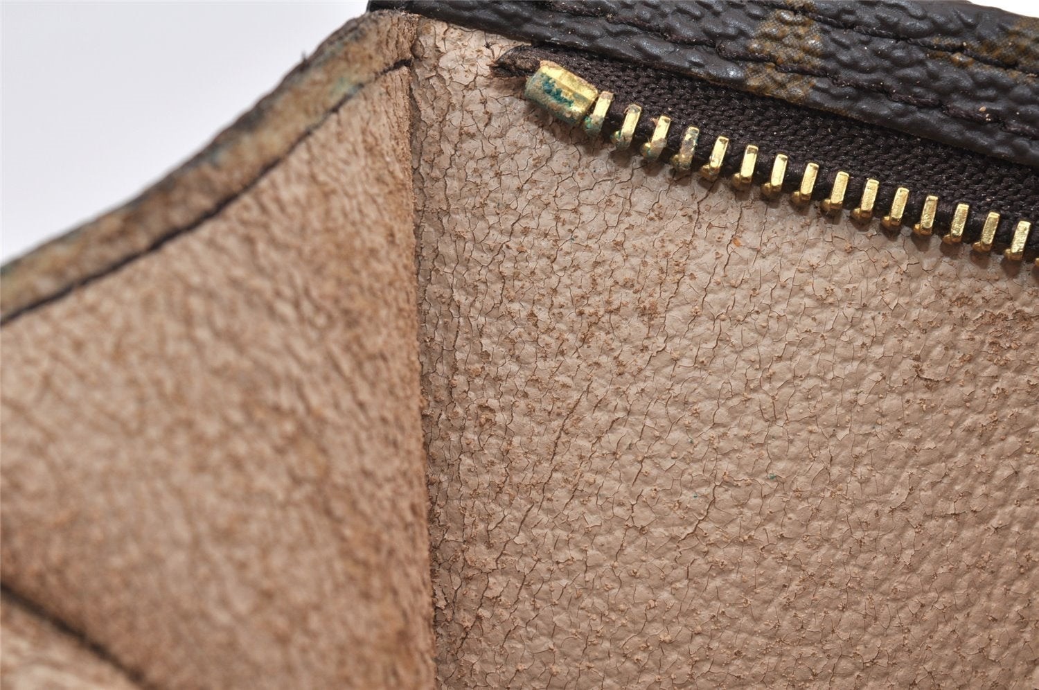 Authentic Louis Vuitton Monogram Pouch For Bucket PM LV 3796K