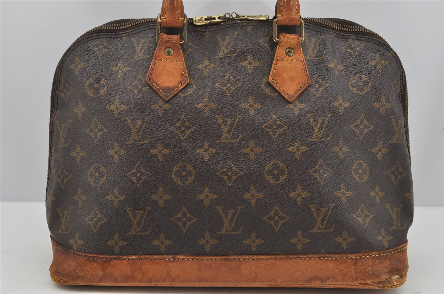 Authentic Louis Vuitton Monogram Alma Hand Bag Purse M51130 LV Junk 3797J