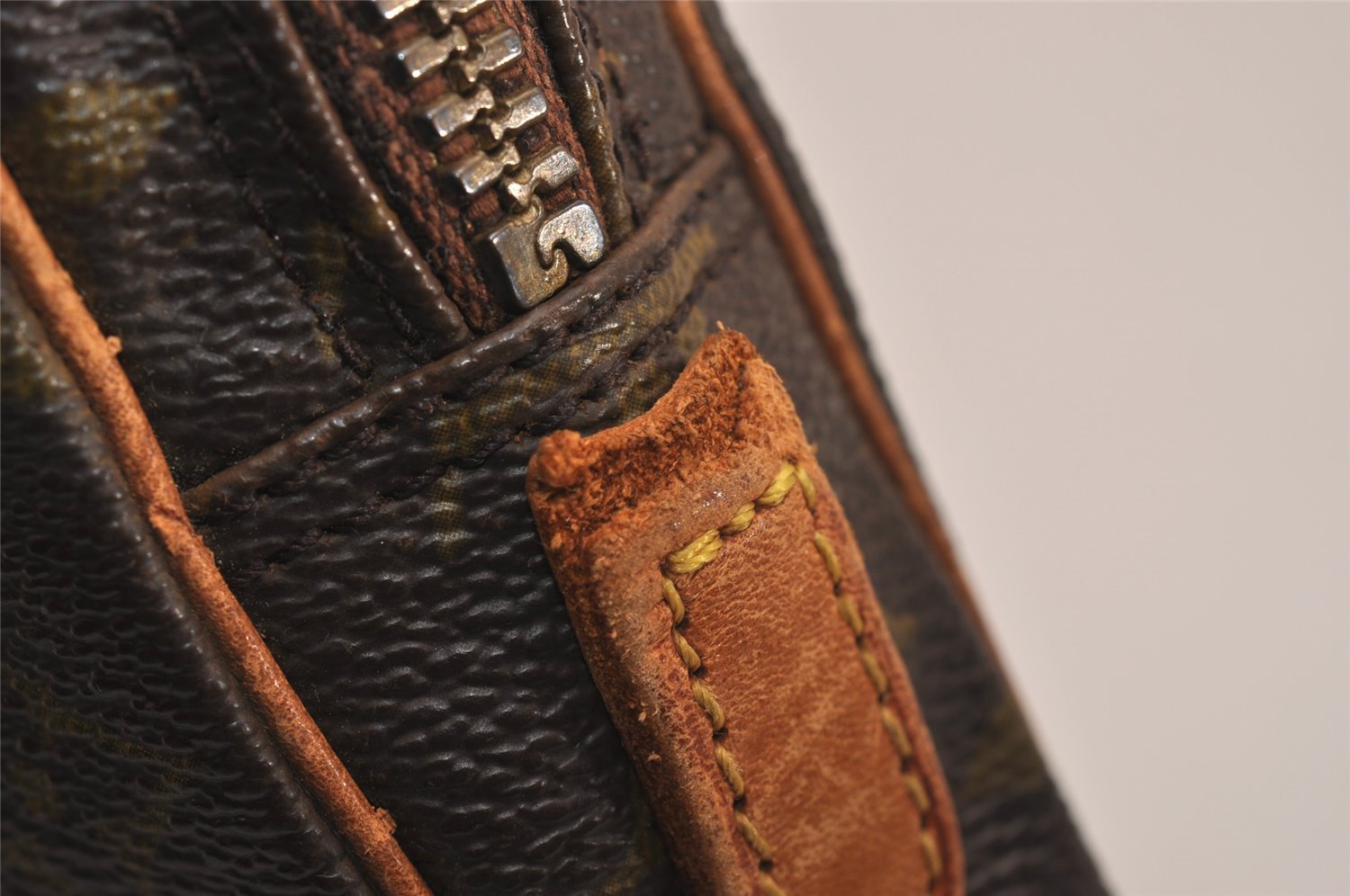 Auth Louis Vuitton Monogram Mini Poche Danube Shoulder Bag M45268 Junk 3798J