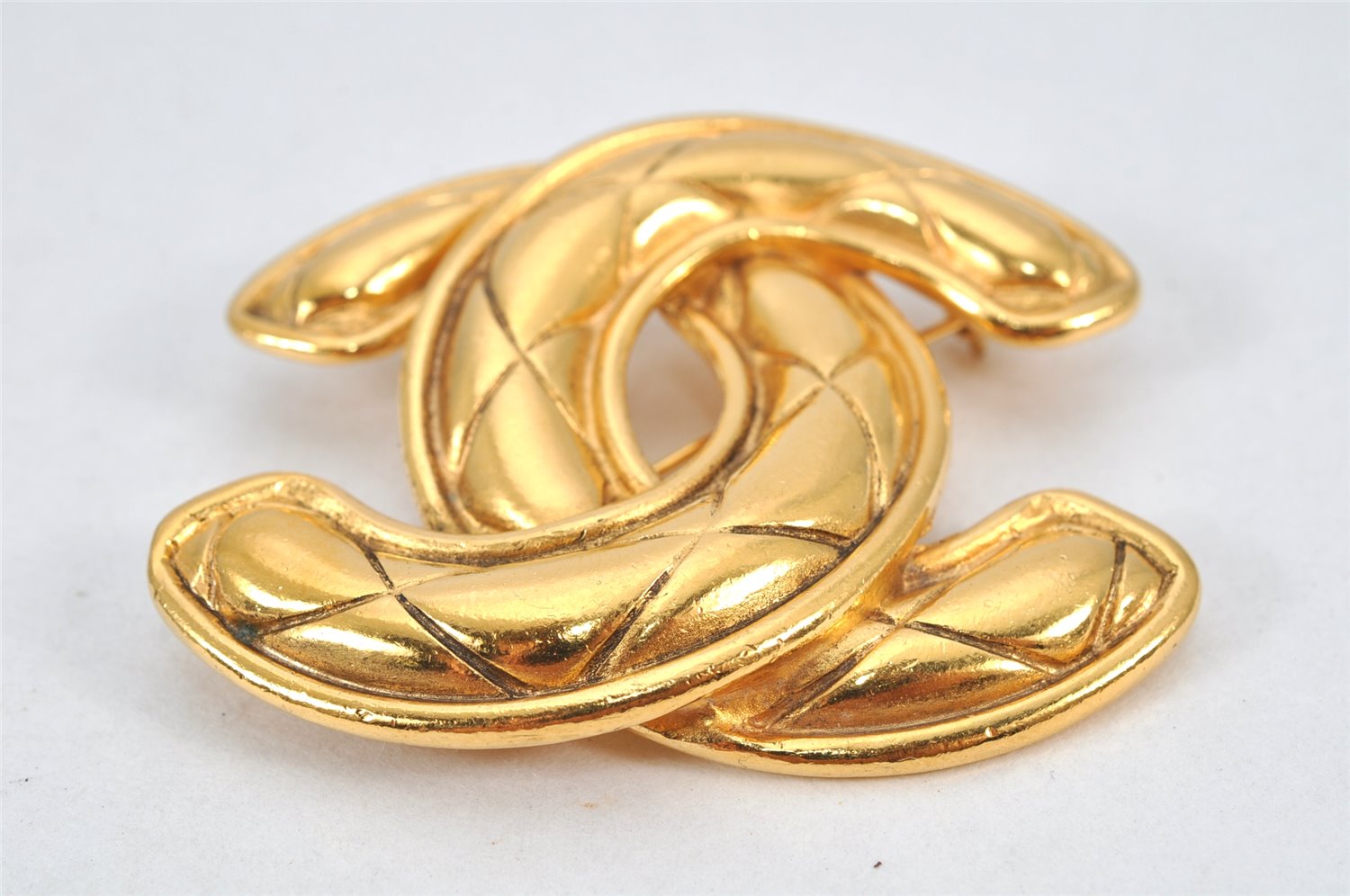 Authentic CHANEL Vintage CoCo Mark Pin Brooch Gold Plating 3798K