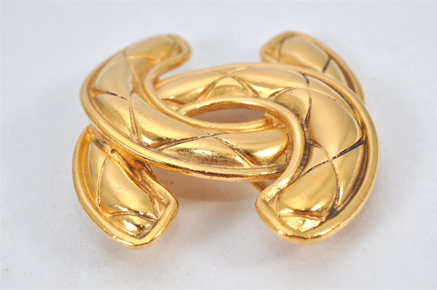 Authentic CHANEL Vintage CoCo Mark Pin Brooch Gold Plating 3798K