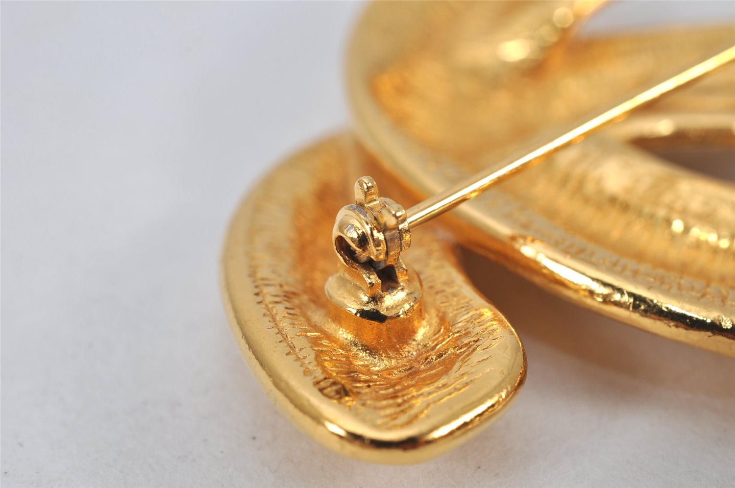 Authentic CHANEL Vintage CoCo Mark Pin Brooch Gold Plating 3798K