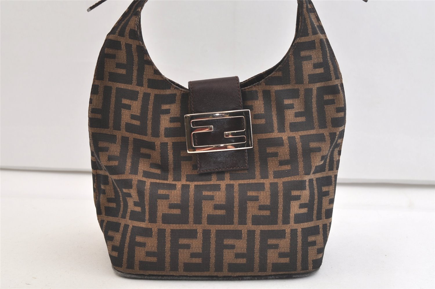 Authentic FENDI Vintage Zucca Shoulder Hand Bag Purse Canvas Leather Brown 3799K