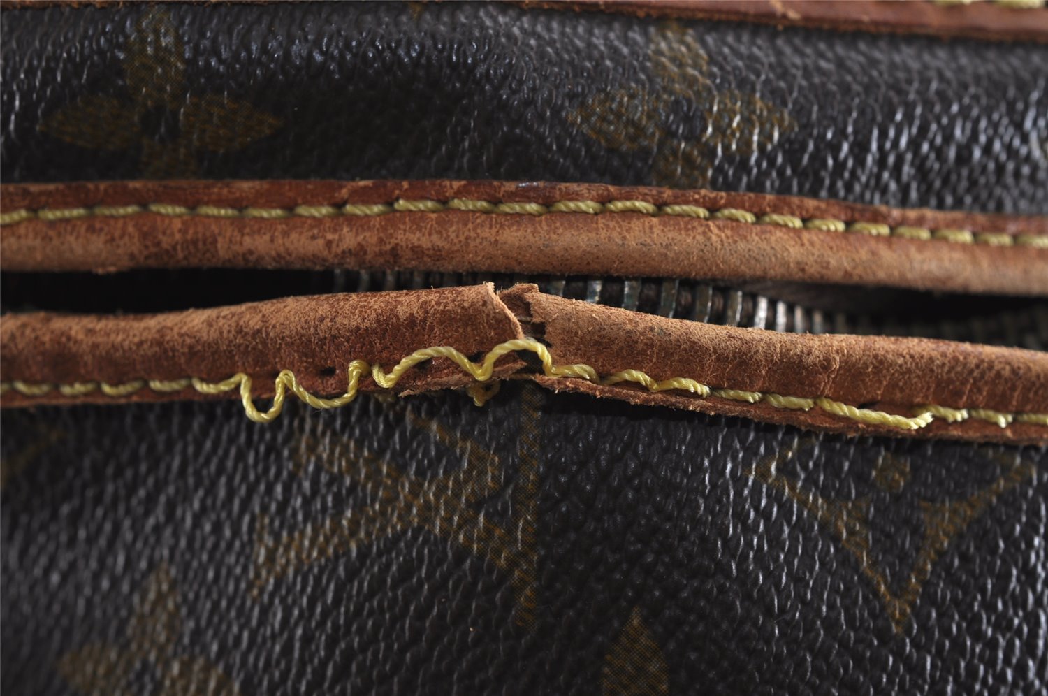 Authentic Louis Vuitton Monogram Sac Chaussures 30 Boston Bag Old Model LV 3800J