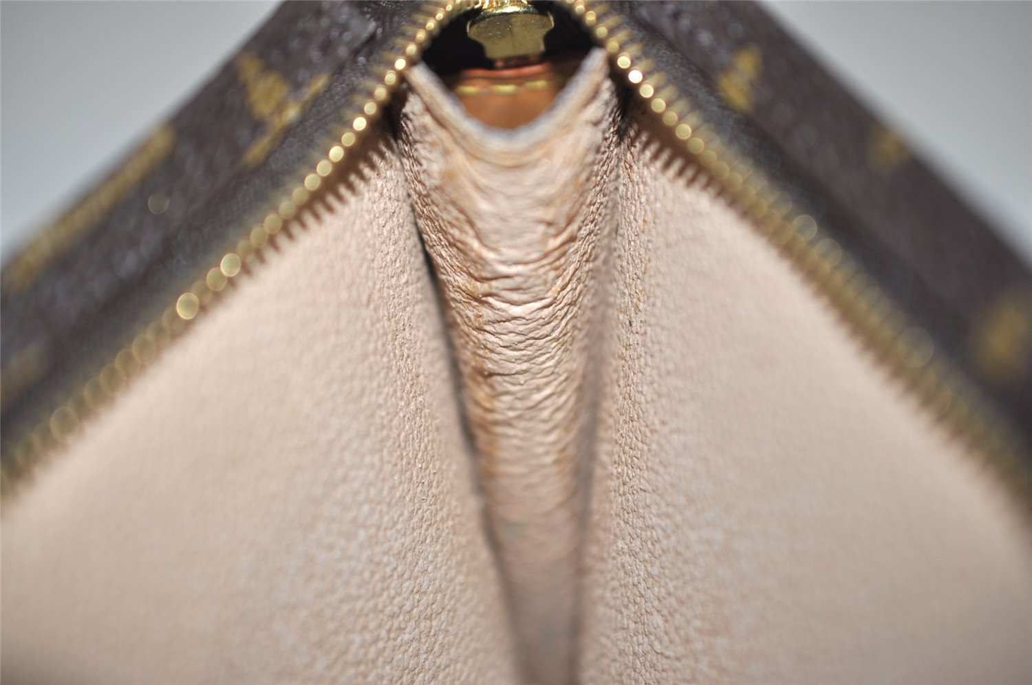 Authentic Louis Vuitton Monogram Pouch For Bucket PM LV 3802J