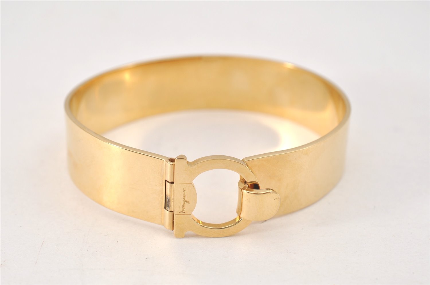 Authentic Salvatore Ferragamo Gancini Bangle Bracelet Gold Plating SF 3819L