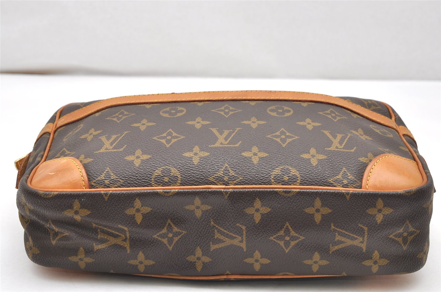 Authentic Louis Vuitton Monogram Compiegne 28 Clutch Hand Bag M51845 LV 3820K