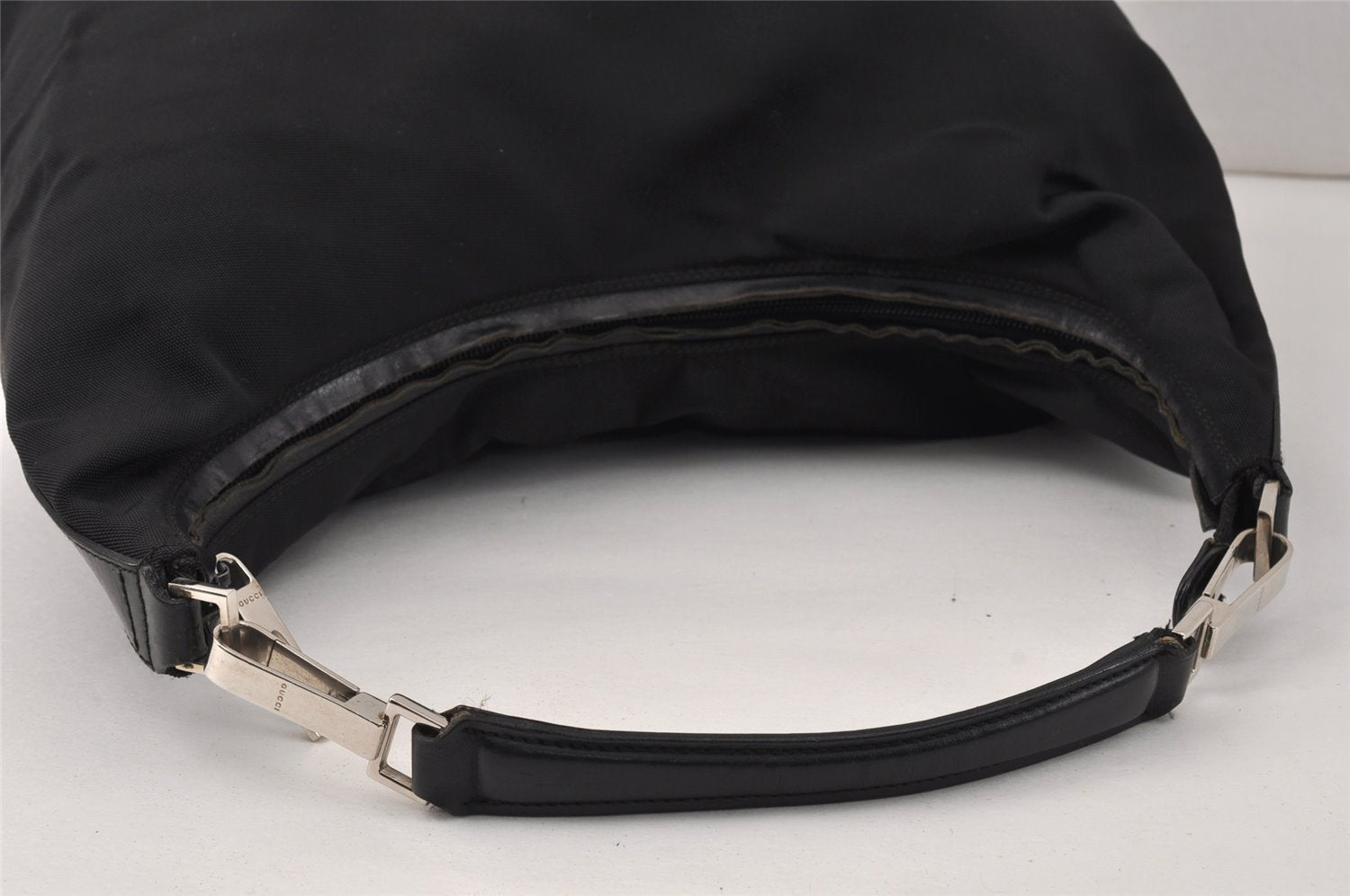 Authentic GUCCI Vintage Shoulder Hand Bag Nylon Leather Black 3821K