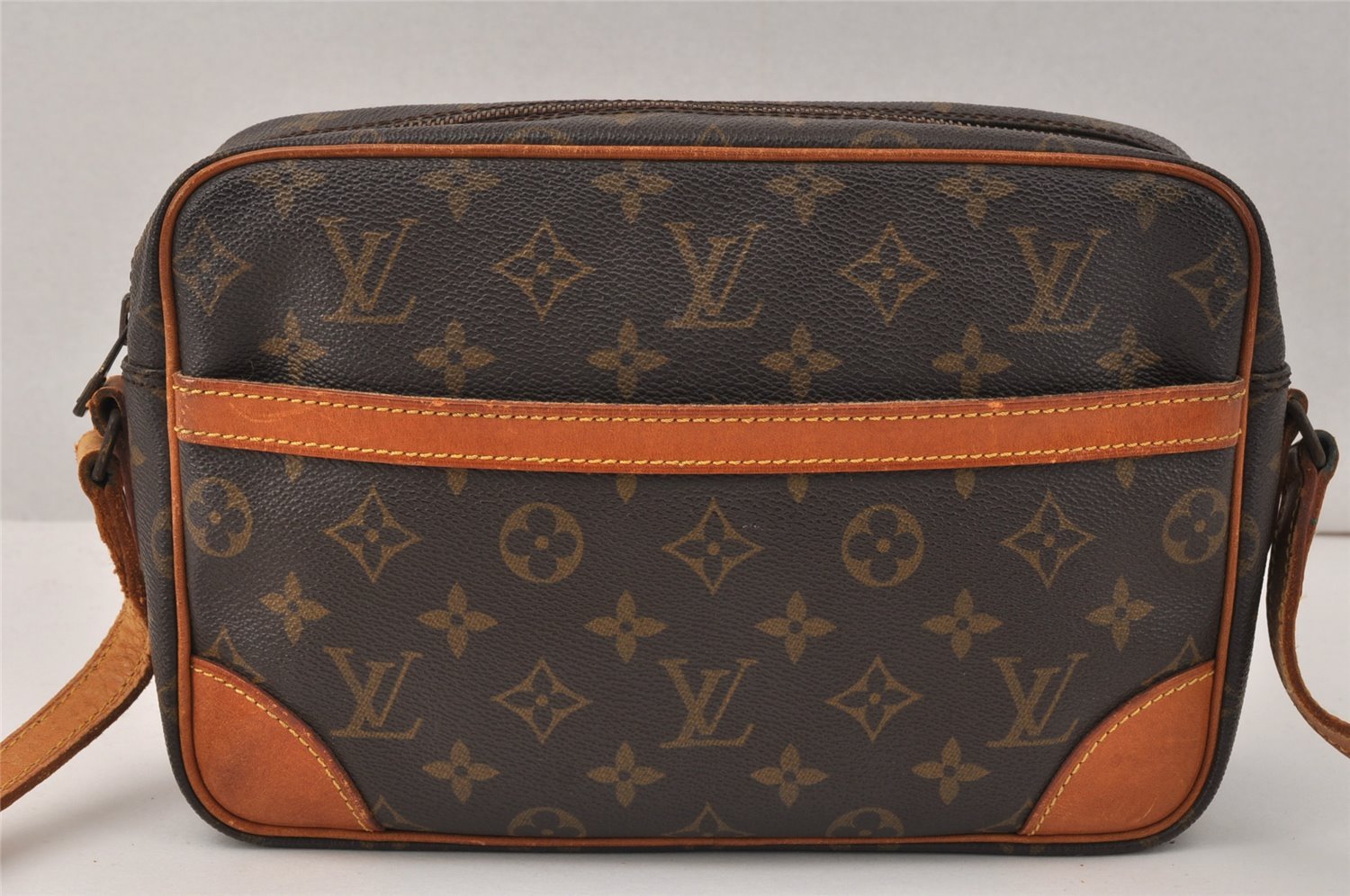 Authentic Louis Vuitton Monogram Trocadero 27 Shoulder Cross Bag M51274 LV 3827K