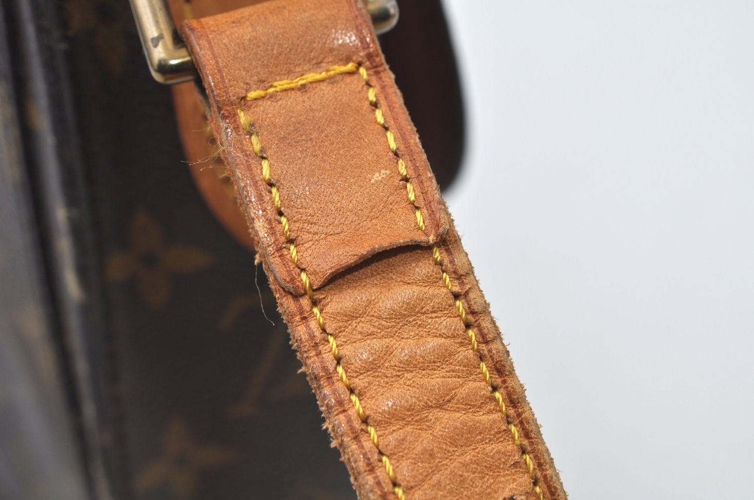 Authentic Louis Vuitton Monogram Saint Cloud GM M51242 Shoulder Cross Bag 3828H