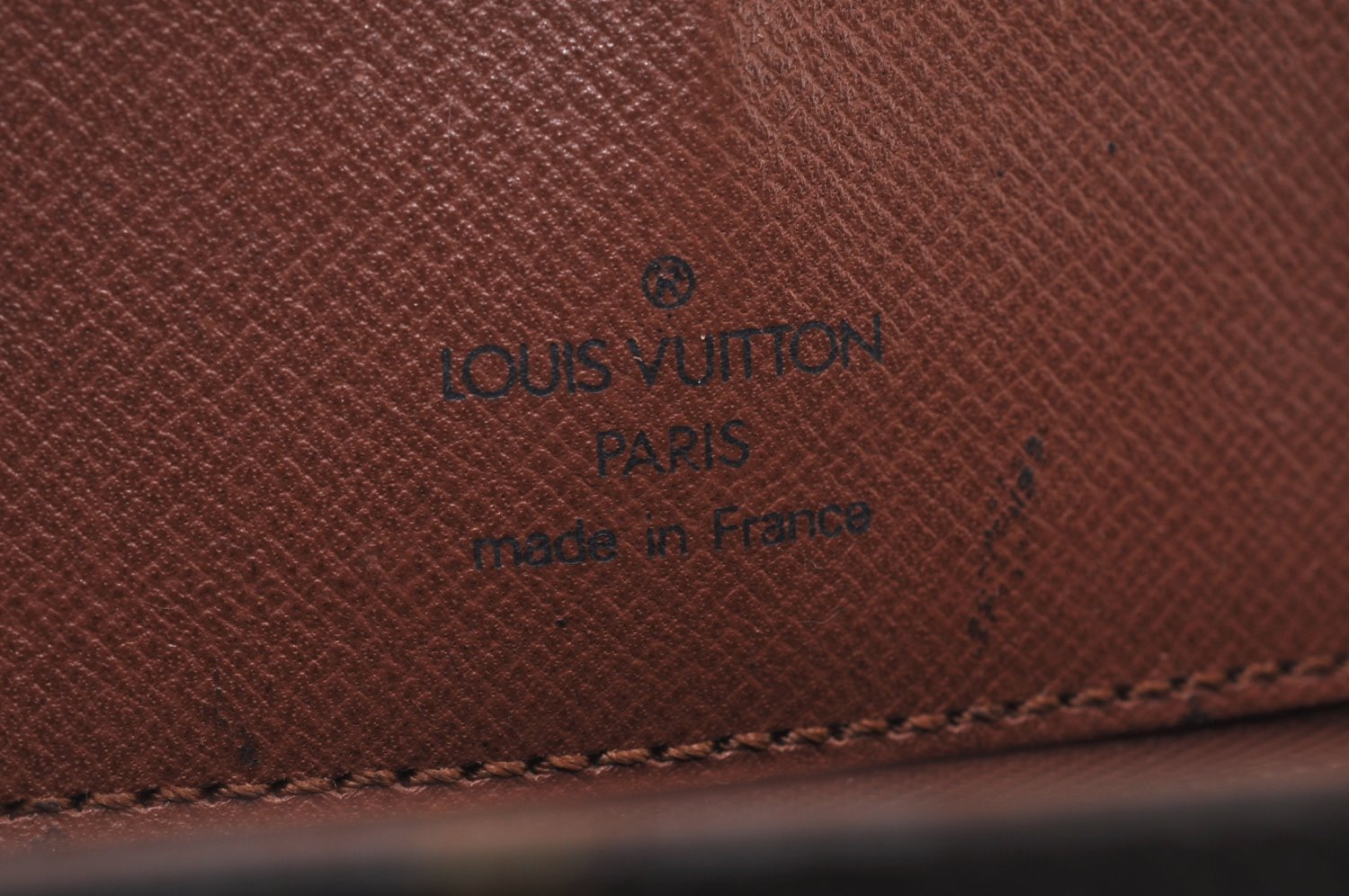 Authentic Louis Vuitton Monogram Saint Cloud GM M51242 Shoulder Cross Bag 3828H