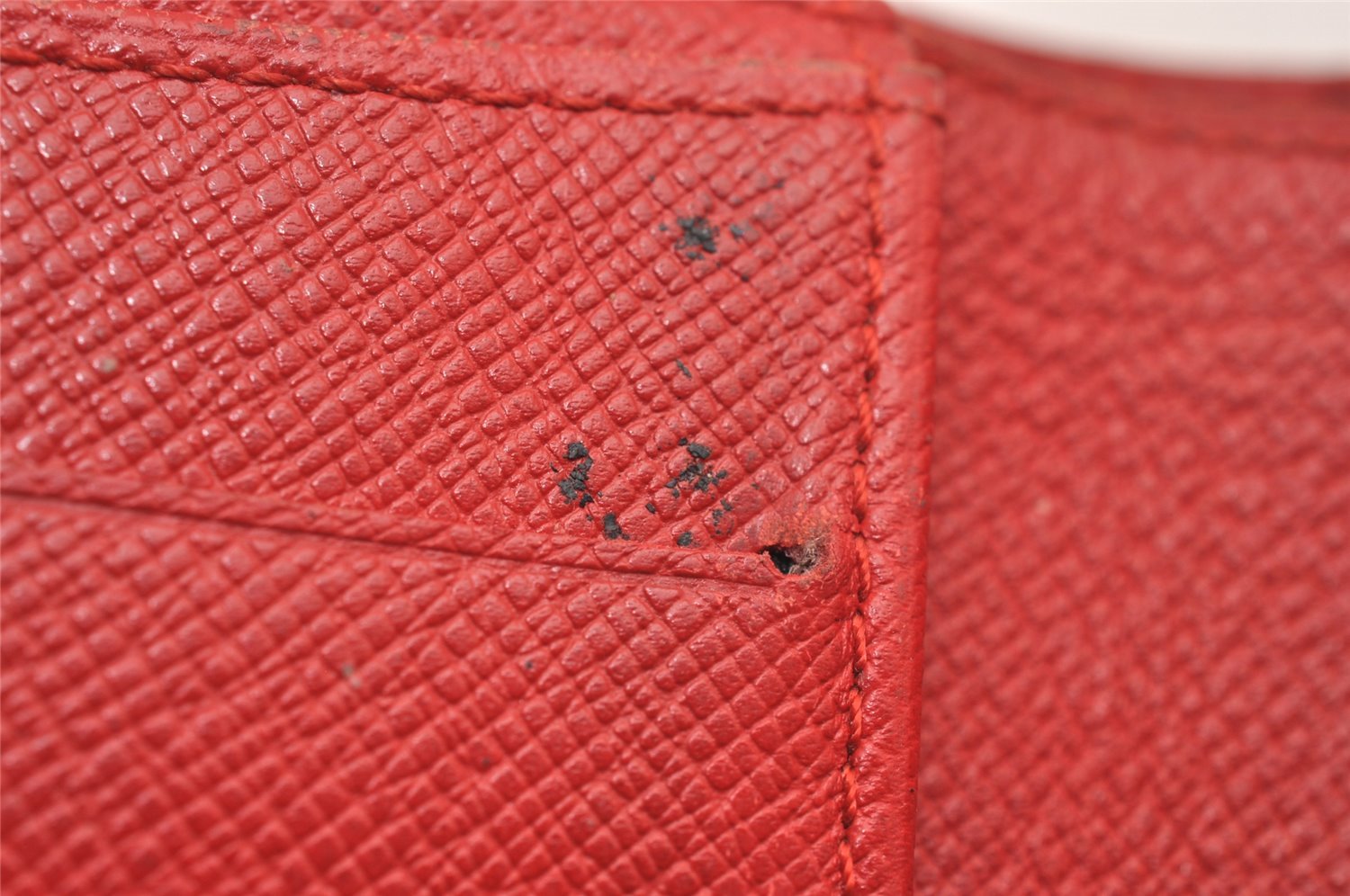 Authentic Louis Vuitton Epi Porte Billets Compact Wallet Red M63557 LV 3830J