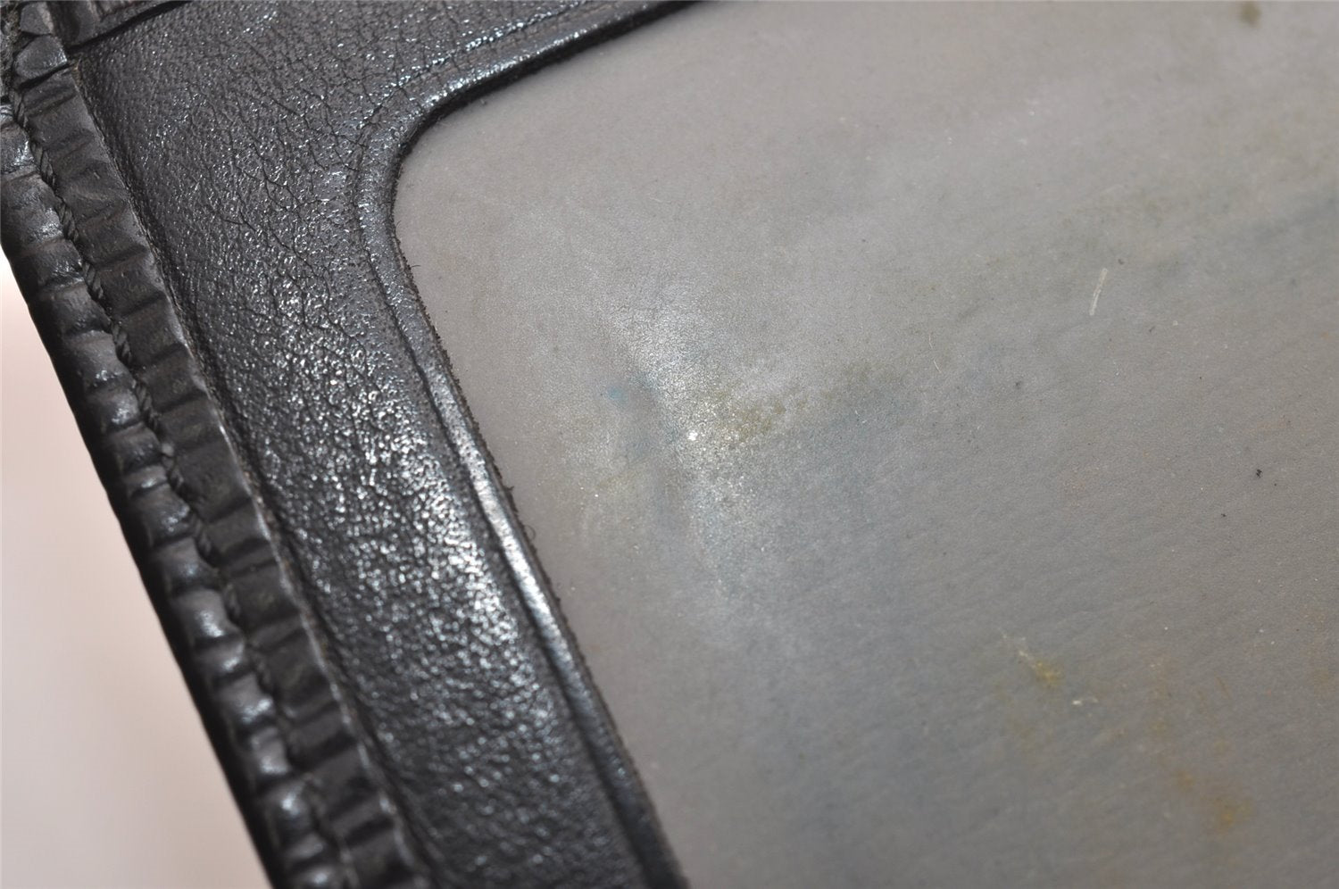 Auth Louis Vuitton Epi Porte 2 Cartes Vertical Card Pass Case M63202 Black 3831J