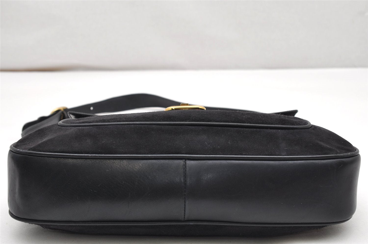 Authentic GUCCI Shoulder Hand Bag Purse Suede Leather Navy Blue 3834K