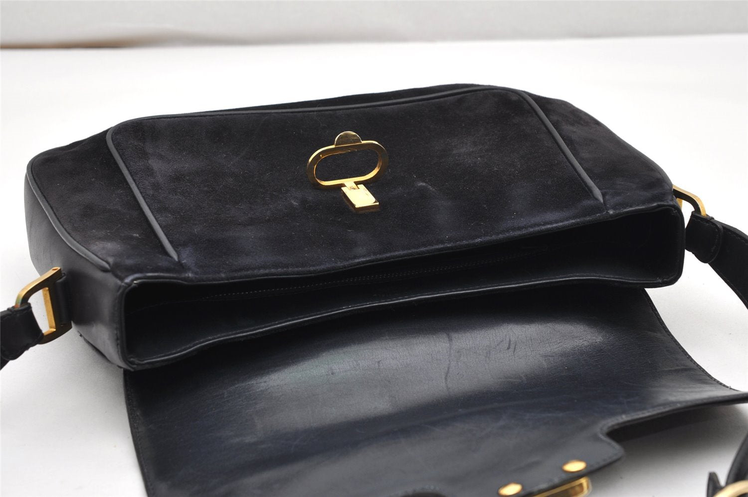 Authentic GUCCI Shoulder Hand Bag Purse Suede Leather Navy Blue 3834K