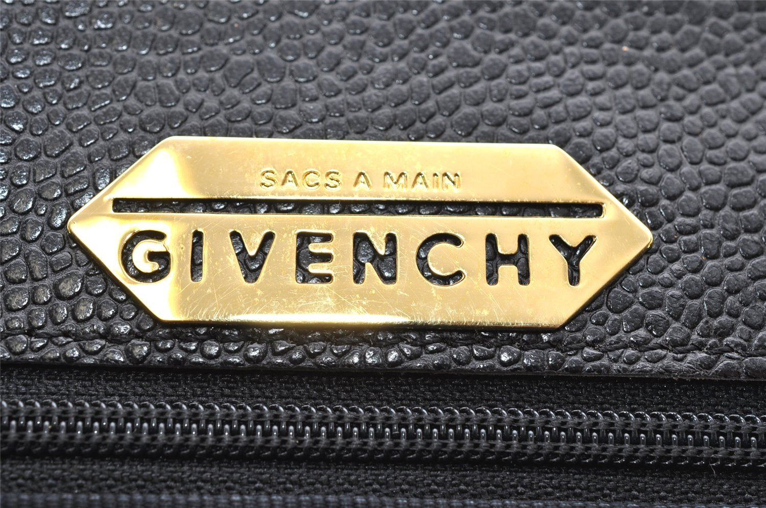 Authentic GIVENCHY Leather Vintage Shoulder Hand Bag Purse Black 3836K