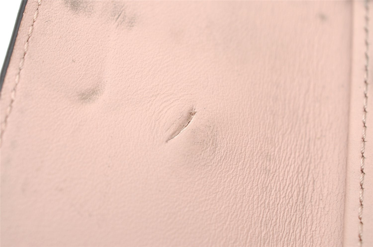 Authentic Louis Vuitton Mahina Multicles 4 Four Hooks Key Case M64056 Pink 3838K