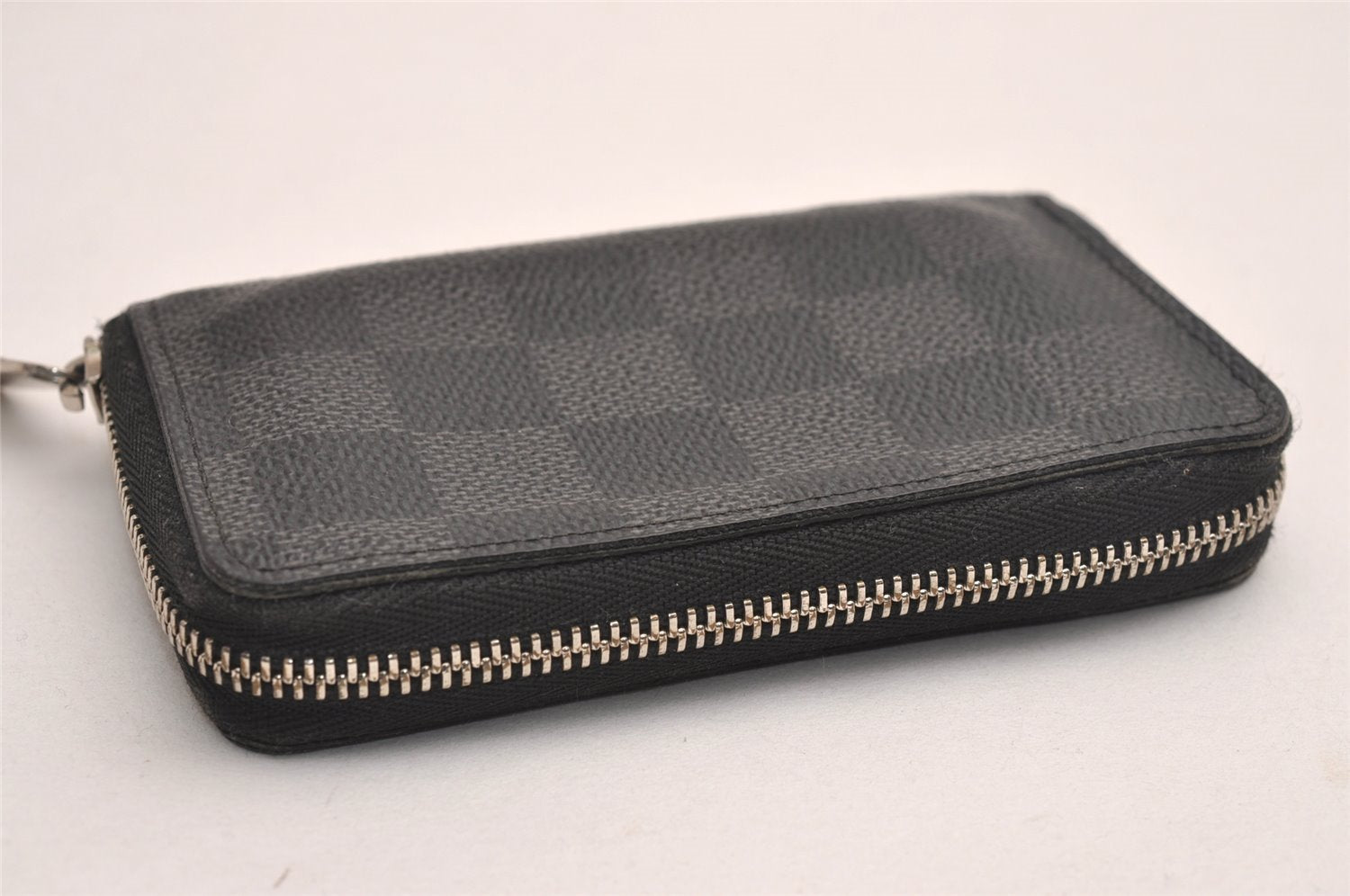 Authentic Louis Vuitton Damier Graphite Zippy Coin Purse Wallet N63076 LV 3839J