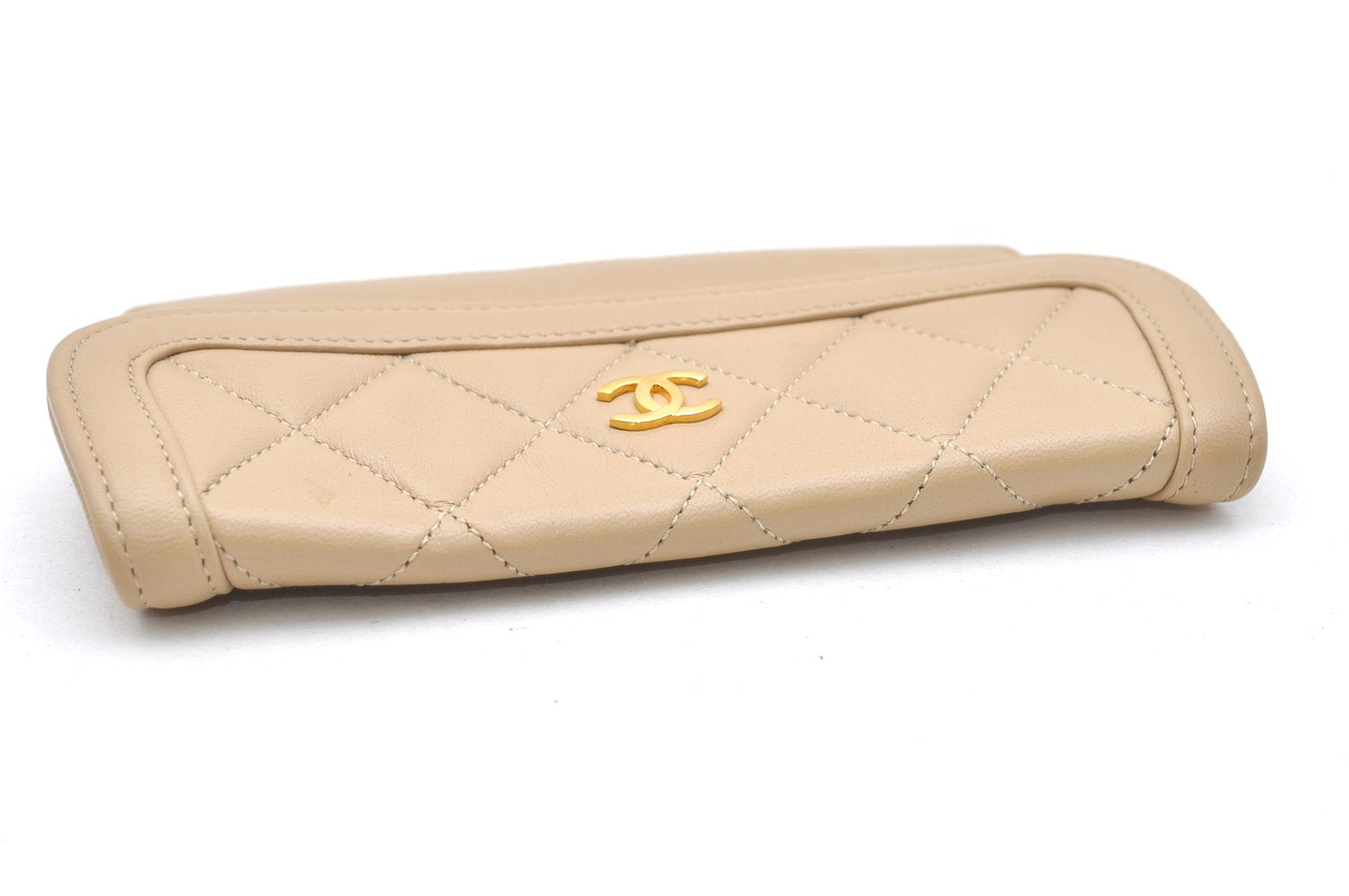 Authentic CHANEL Calf Skin Matelasse Vintage Pouch Purse Beige Box 3839K