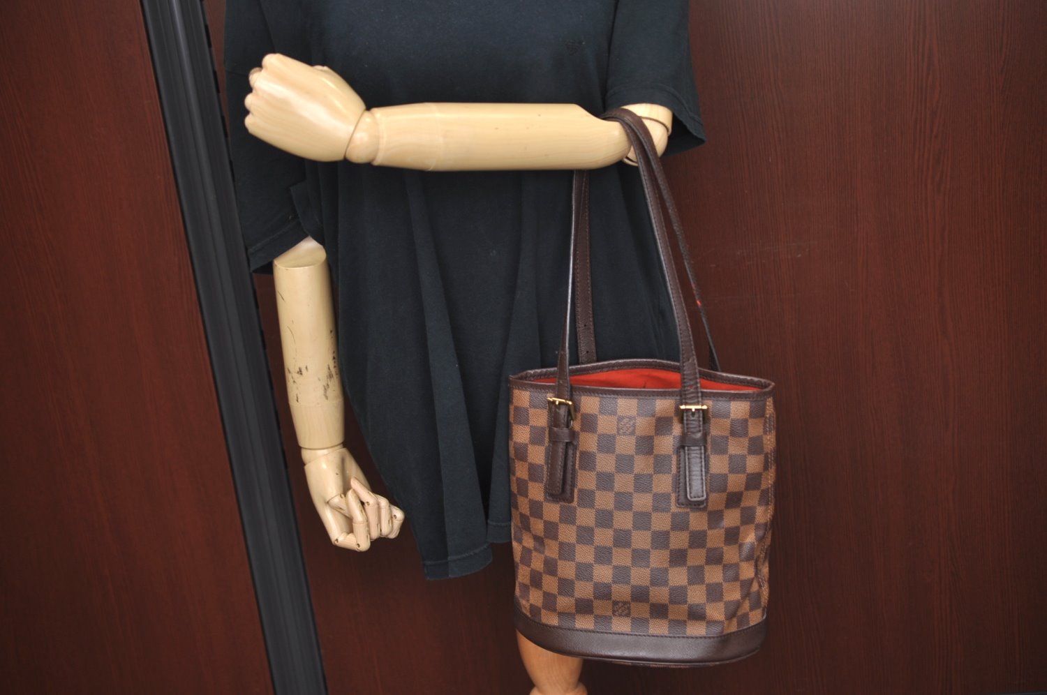 Authentic Louis Vuitton Damier Marais Bucket Shoulder Tote Bag N42240 LV 3841I