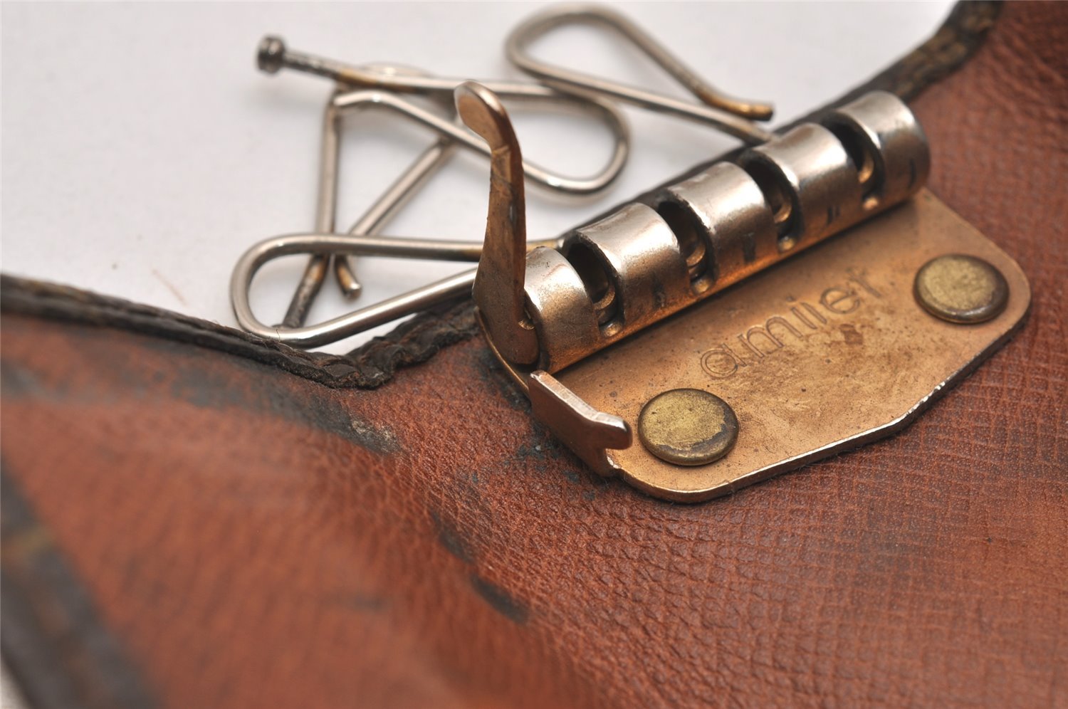 Authentic Louis Vuitton Monogram Multicles 4 Four Hooks Key Case Old Model 3849J