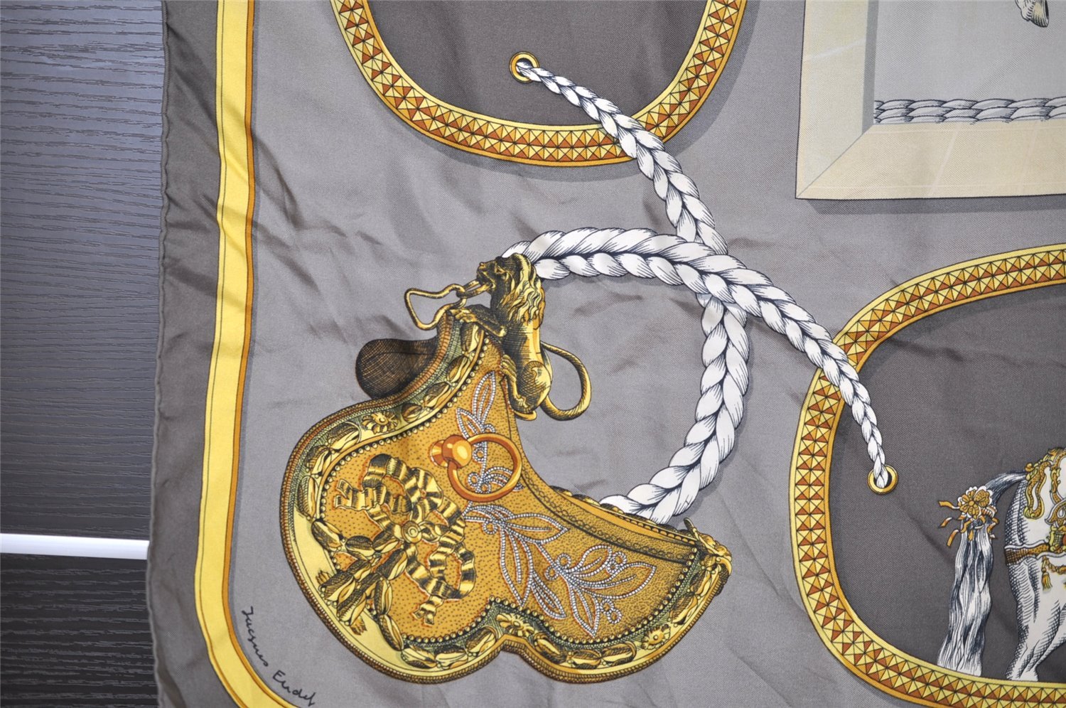 Authentic HERMES Carre 90 Scarf 