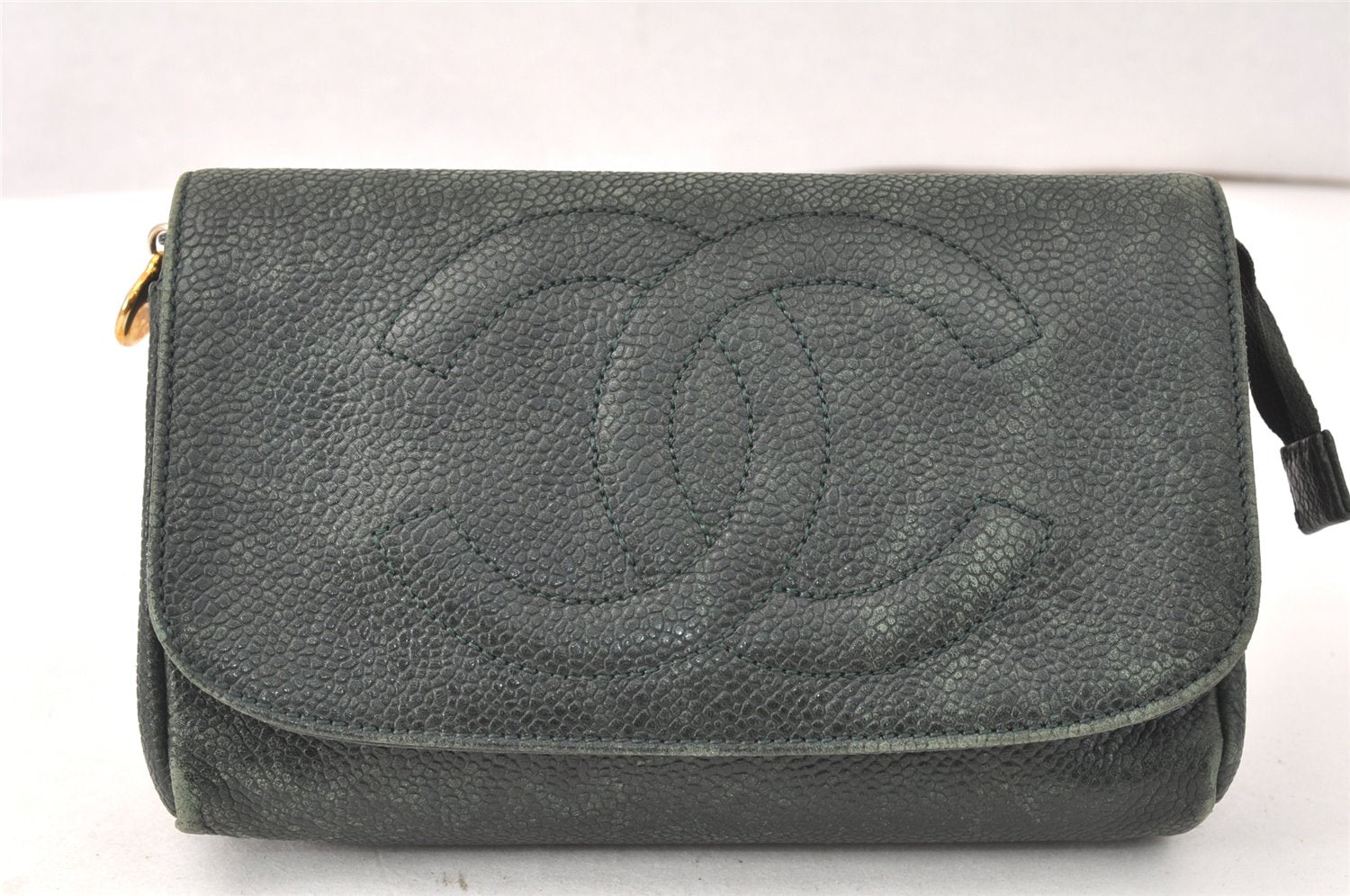 Authentic CHANEL Caviar Skin CC Logo Cosmetic Pouch Purse Green 3857K
