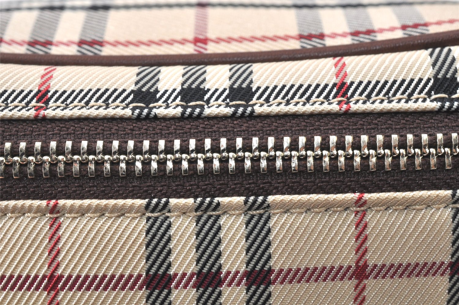 Authentic BURBERRY Nova Check Clutch Hand Bag Purse Nylon Leather Beige 3858K