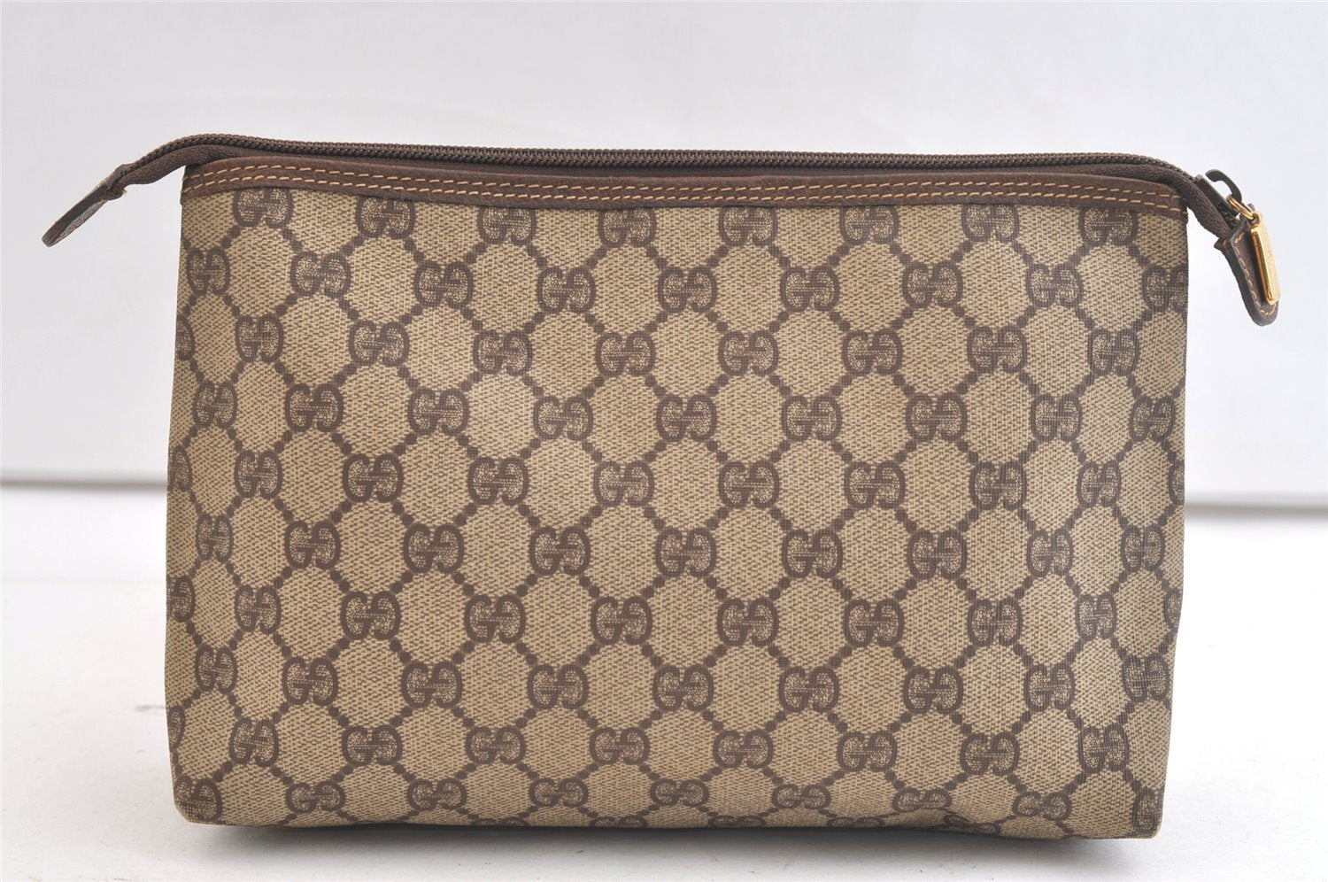 Authentic GUCCI Vintage Clutch Hand Bag Purse GG PVC Leather Brown 3860K