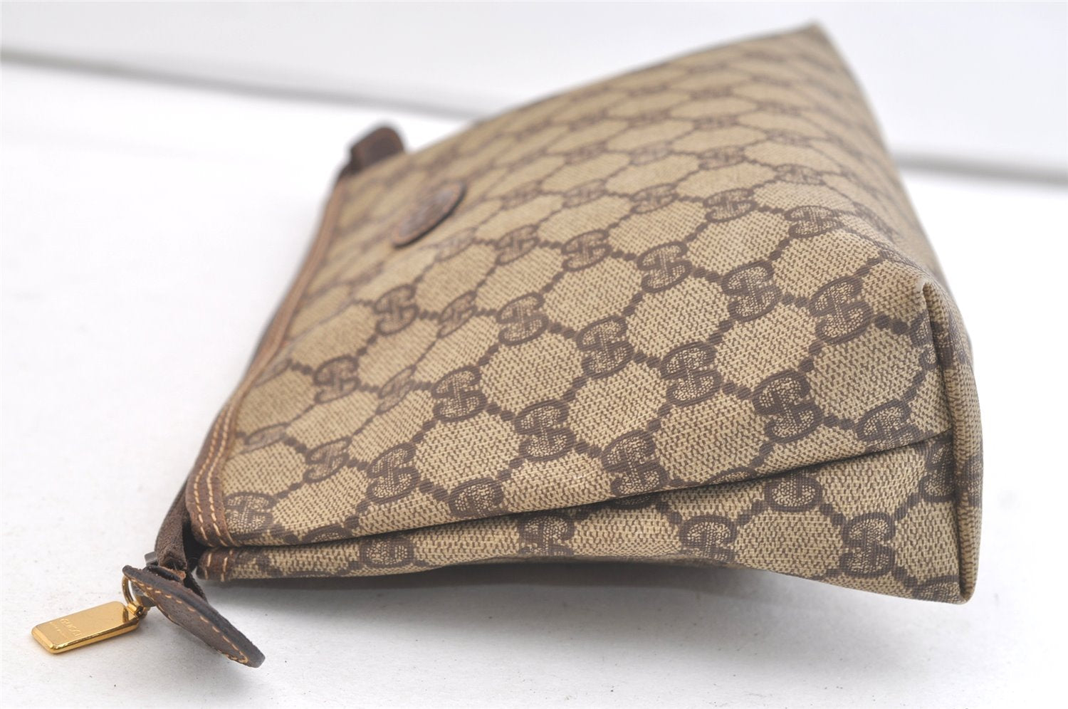 Authentic GUCCI Vintage Clutch Hand Bag Purse GG PVC Leather Brown 3860K