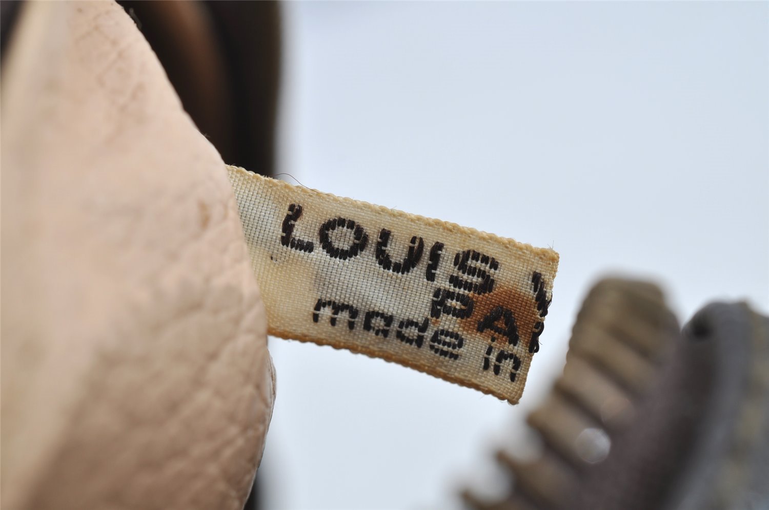 Auth Louis Vuitton Monogram Trousse Toilette 28 Clutch Hand Bag M47522 LV 3864I