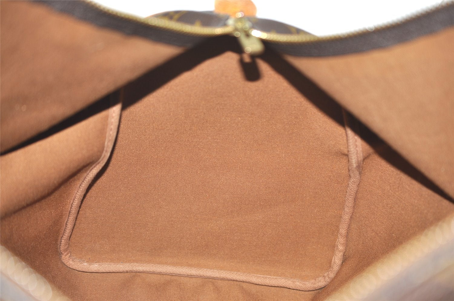 Authentic Louis Vuitton Monogram Keepall 55 Travel Boston Bag M41424 LV 3866I